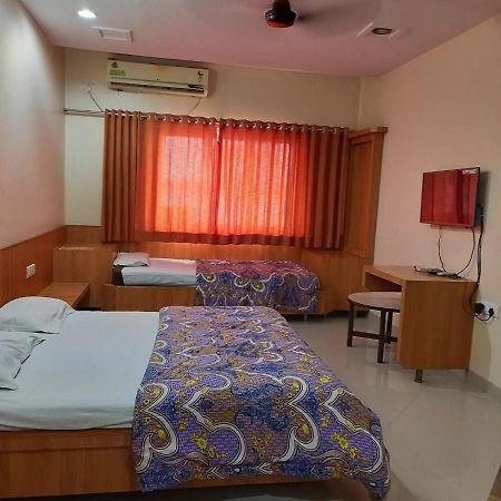Sharan Hotel شيردي المظهر الخارجي الصورة