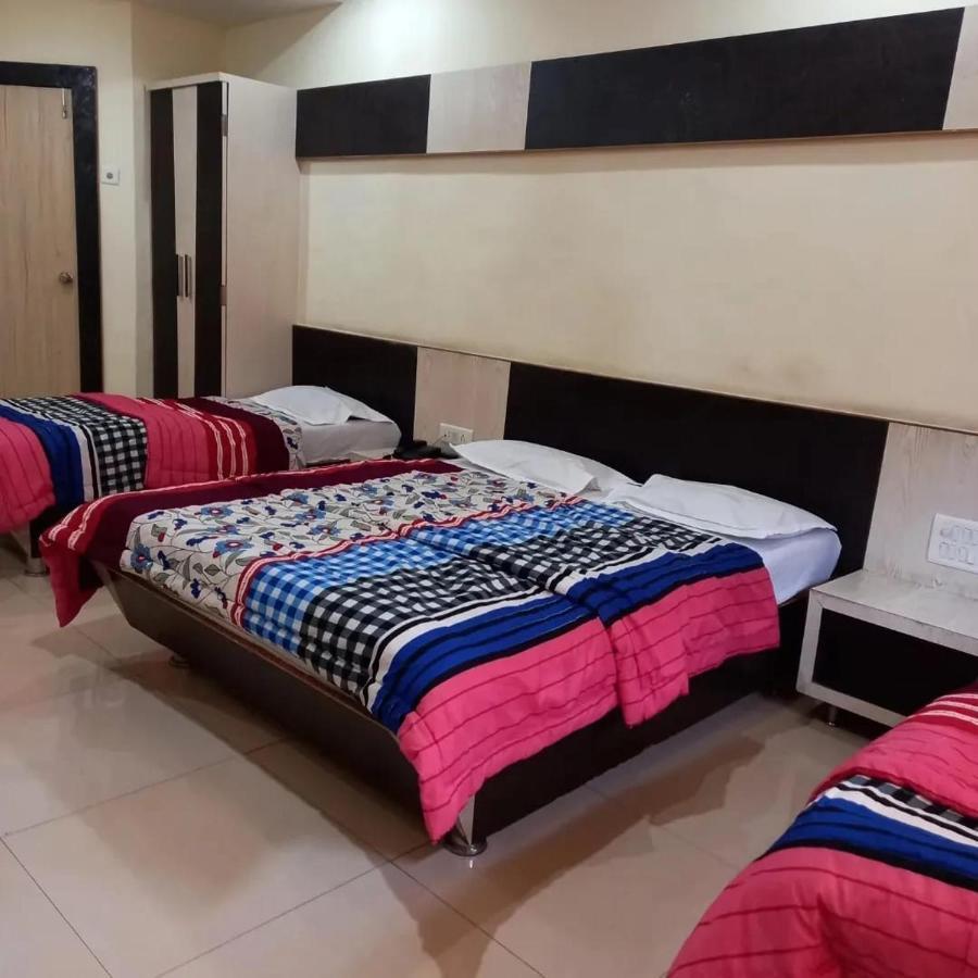 Sharan Hotel شيردي المظهر الخارجي الصورة